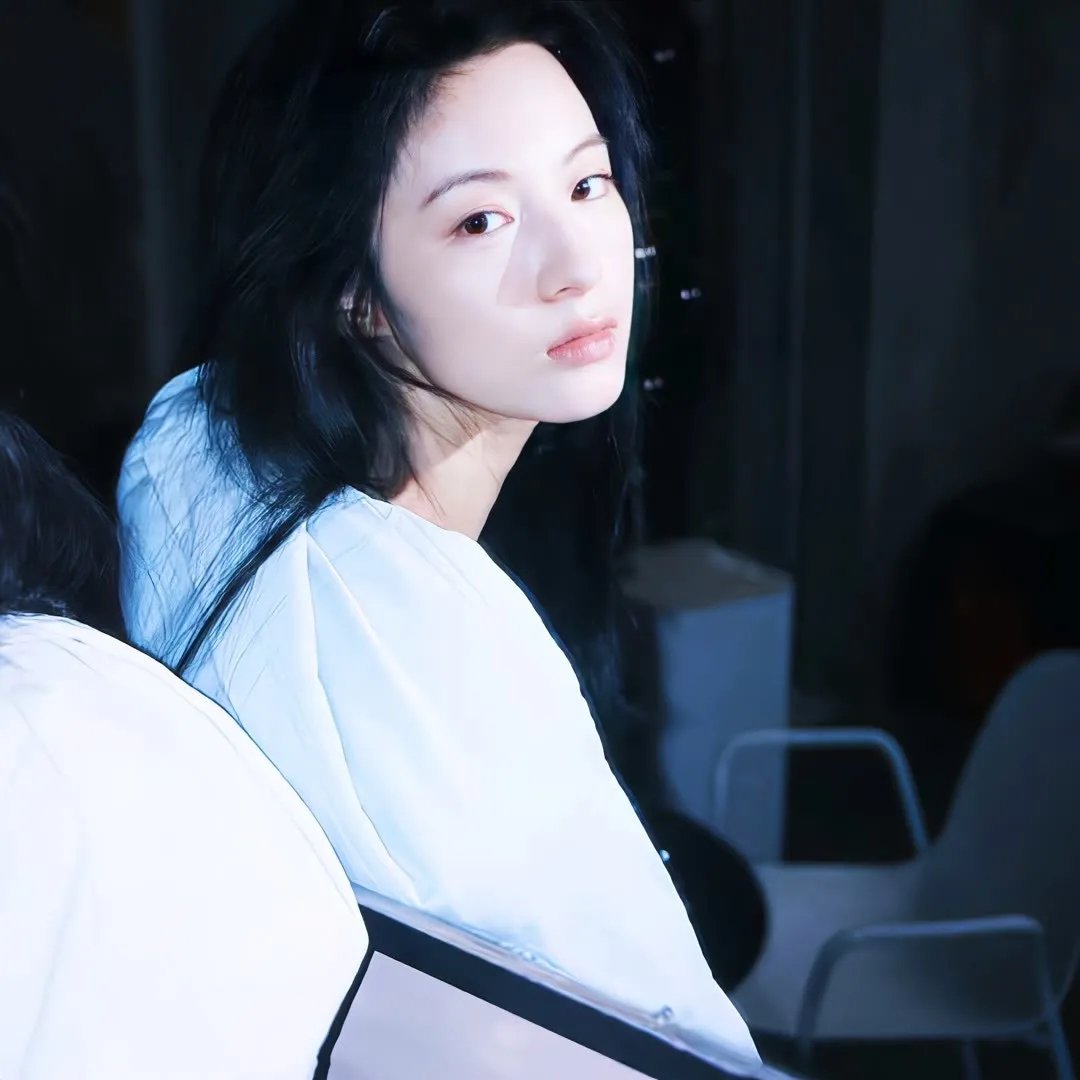 孖胎斗女巫